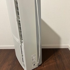 窓設置　ウインドウエアコン　冷暖房　中古　状態良好の画像