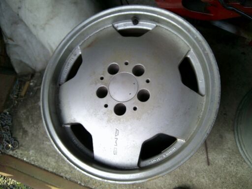 AMG純正ホイル―8Jx17.H2-AMG.126.107コンプリート車に装備のホイル