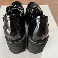 厚底　定価7600円の画像