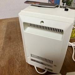 アイチの電気缶切り機の画像