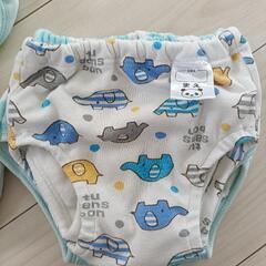 トレーニングパンツ　4点セットの画像