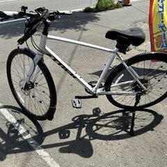中古 TREK FX-3 DISC ホワイト クロスバイク Lサイズ 700×32 700C トレック DEORE FX3 BONTRAGER 自転車 札幌市 白石店の画像