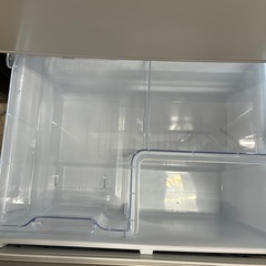 【美品】SHARP   2022年製　350L  　SJ-W327J   冷蔵庫の画像