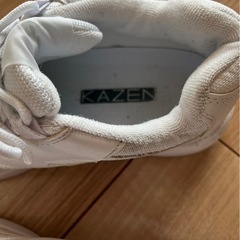 KAZEN スニーカー 24.5cm EEE 幅広 ナースシューズ 白の画像