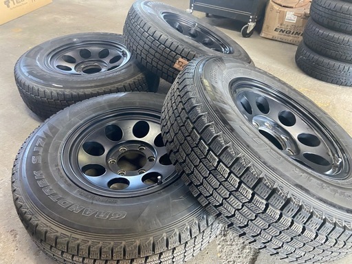 70ランクル　冬タイヤセット　ダウンロップ
