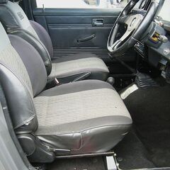 美車 ６年 ジムニー ＪＡ１１Ｖ改 ５速 エアコン パワステ リフトアップ公認 グレー塗装済みの画像