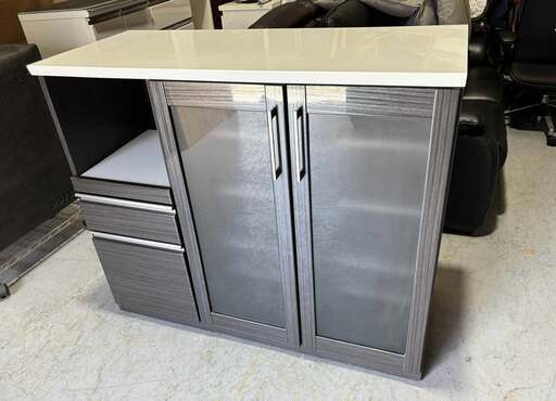 国産 キッチンカウンター、モダンキッチンボード、幅120cm Used