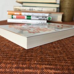 【古本書文庫】ヒット商品 流行る店 なぜか売れるの公式 日経ビジネス人文庫 理央周 2017年 帯あり 日本経済新聞の画像