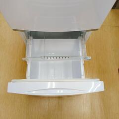 東芝 153L 2ドア冷凍冷蔵庫 GR-M15BS(W) 右開き 2018年製 扉に凹み 庫内ケースヒビ 動作確認済み【こちらは店舗です。浜村鹿野温泉ICから3分 買取本舗 宮本リサイクル 営業時間9～19時 定休日水曜のみ←連絡できませんm(_ _)m】の画像