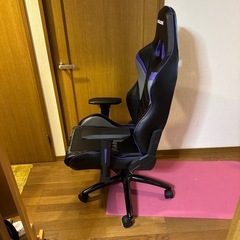 AKRACING ゲーミングチェアの画像