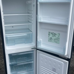 シンプルかつスタイリッシュ/アイリスオーヤマ 冷凍冷蔵庫 162L IRSE-16A-Bの画像