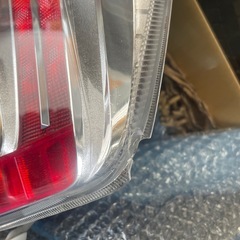 プリウス30のテールランプ中古の画像