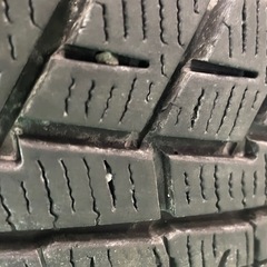 YOKOHAMAスタッドレス4本セットの画像