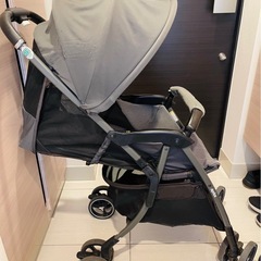 【値下げ】ベビーカー Aprica アップリカ クルリー A型 軽量 コンパクト の画像