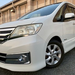 8人乗り☆ガソリン代 節約☆S-HYBRID入りました‼️24年式☆月々1.2万円〜分割払い可❗️車検2年付き！大人気☆ニッサン セレナ☆フリップダウンモニター付き☆Bluetooth対応ナビ☆走行中DVD見れます☆ETC☆便利なバックカメラ付き☆ドラレコ付きのフル装備☆両側電動スライドドア☆ウィンカーミラー☆フル装備☆事故修復歴無し☆純正アルミ☆車内広々三列シート‼️の画像