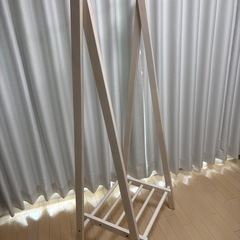 【渋谷区】木製ハンガーラック (折りたたみ可能) の画像