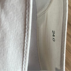 「上履き 白 24cm 室内履き 学校用 中古 短期使用」の画像