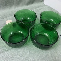 アンティーク ガラス製　小ボウル　大きめお椀カップ　お鉢 4個の画像