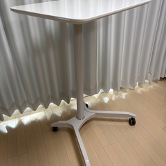 【渋谷区】昇降テーブルの画像