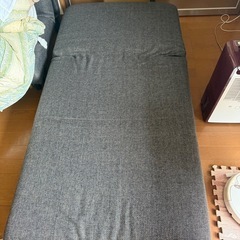シンプルなソファベッド【2つ出品中、まとめ買い割引あり】の画像