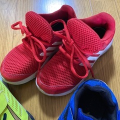 スニーカーの画像