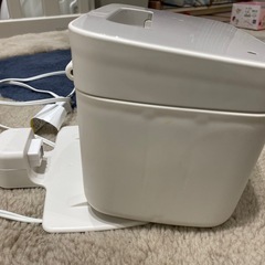 コンビ　おしりふきウォーマー
の画像