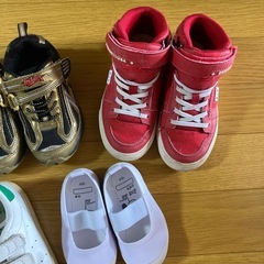 スニーカーの画像