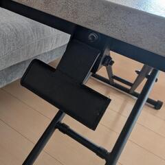 【確約済み】昇降式テーブルの画像