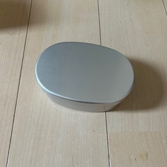 お弁当箱の画像