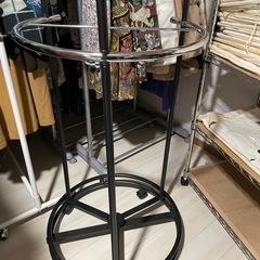円形ハンガーラック　キャスター付の画像