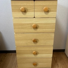 決まりました　
小型のタンス