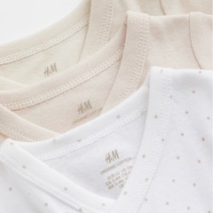 h&mベビーボディースーツ6着の画像