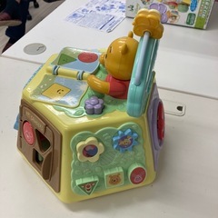 はじめて英語　くまのプーさん　絵本でおしゃべり！　ゆびさき知育いっぱいできたの画像