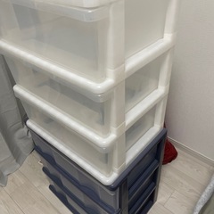 収納ケース　二つの画像