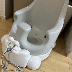 ジェリーマム　ムーナチェア　ベビーチェア