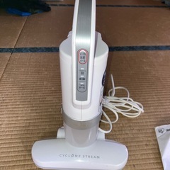 ２０２０年製　布団クリーナーの画像