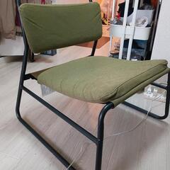1人掛けソファ　IKEA カーキ色