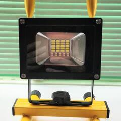LED投光器