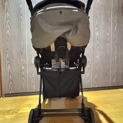 エールべべベビーカーの画像