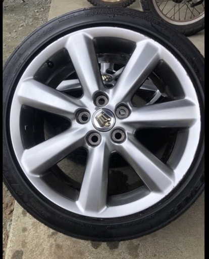 １８クラウンアスリート履いていたホイール４本です。タイヤ使えません。