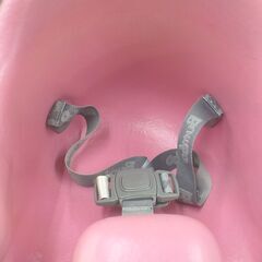 Bumbo ベビーチェア 赤ちゃん用椅子 保護ベルト付き ピンク バンボ いす イス 西岡店の画像