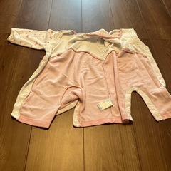 【無料】ベビー服(70)厚手差し上げますの画像