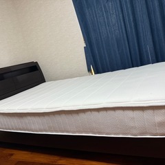 最終お値下げ　セミダブル　ベッドフレーム　　マットレスの画像