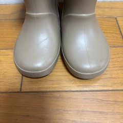 petit main 長靴 ベージュ　1足500円　14.0 15.0の画像