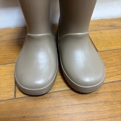 petit main 長靴 ベージュ　1足500円　14.0 15.0の画像