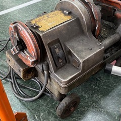 半額セール中 25,300円→12,650円 MCC 50 ネジ切り LM-22 パイプマシン ネジプロ 変換ﾊﾟｰﾂ付 【店頭引取限定】 ねじ切りの画像