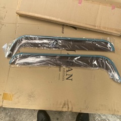 日野純正ドアバイザーの画像