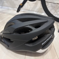 TREK  クロスバイク　ブラックの画像