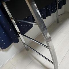 大型パソコンデスクの画像