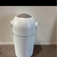 美品】おむつゴミ箱/ピジョン ステール おむつペール シルクホワイト／匂わないゴミ箱 の画像